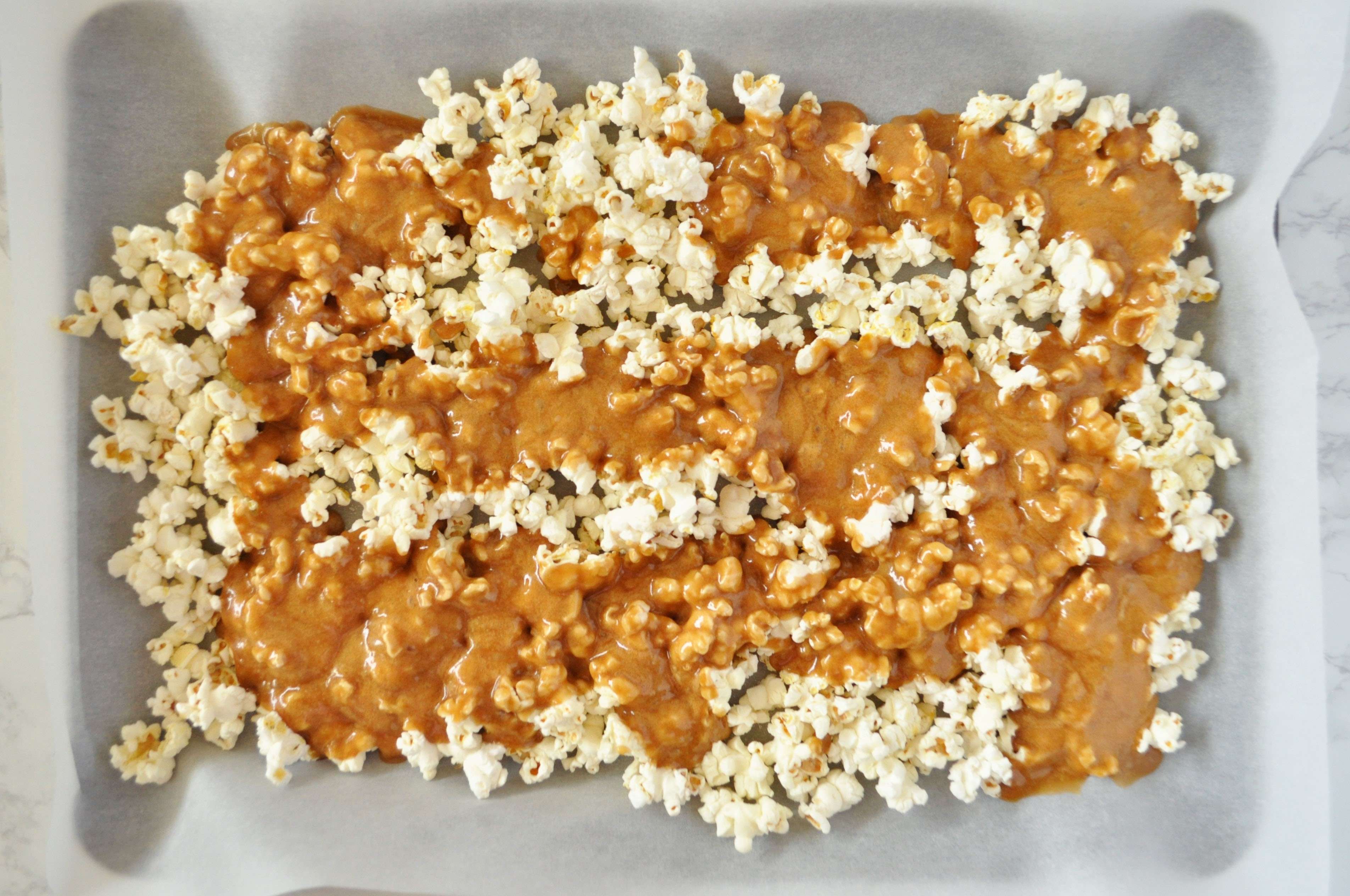 4 Harvest Caramel Corn