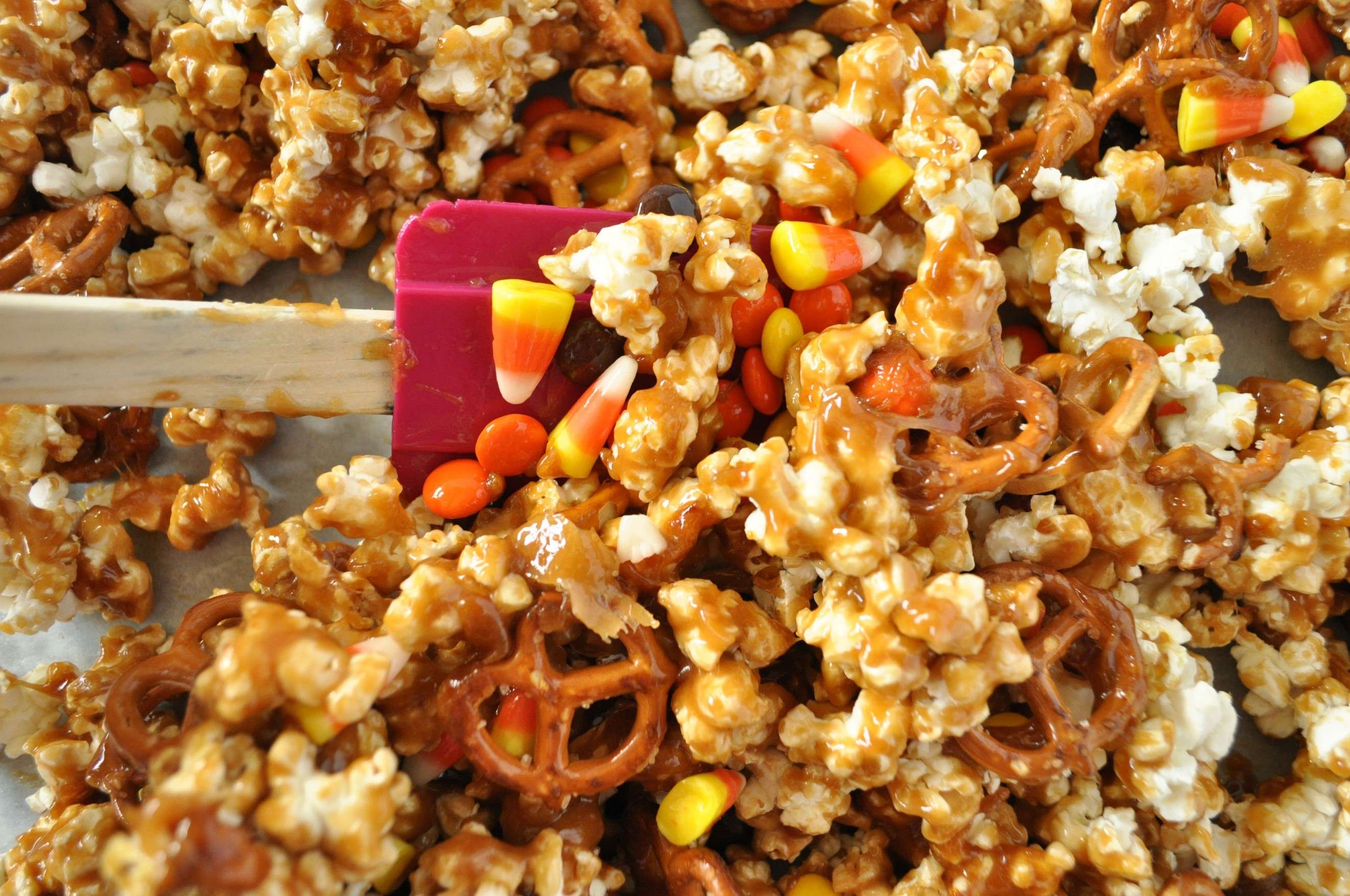 6 Harvest Caramel Corn