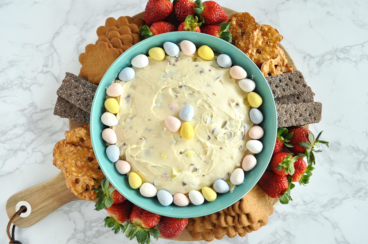 7 Cadbury Mini Eggs Dip_resized