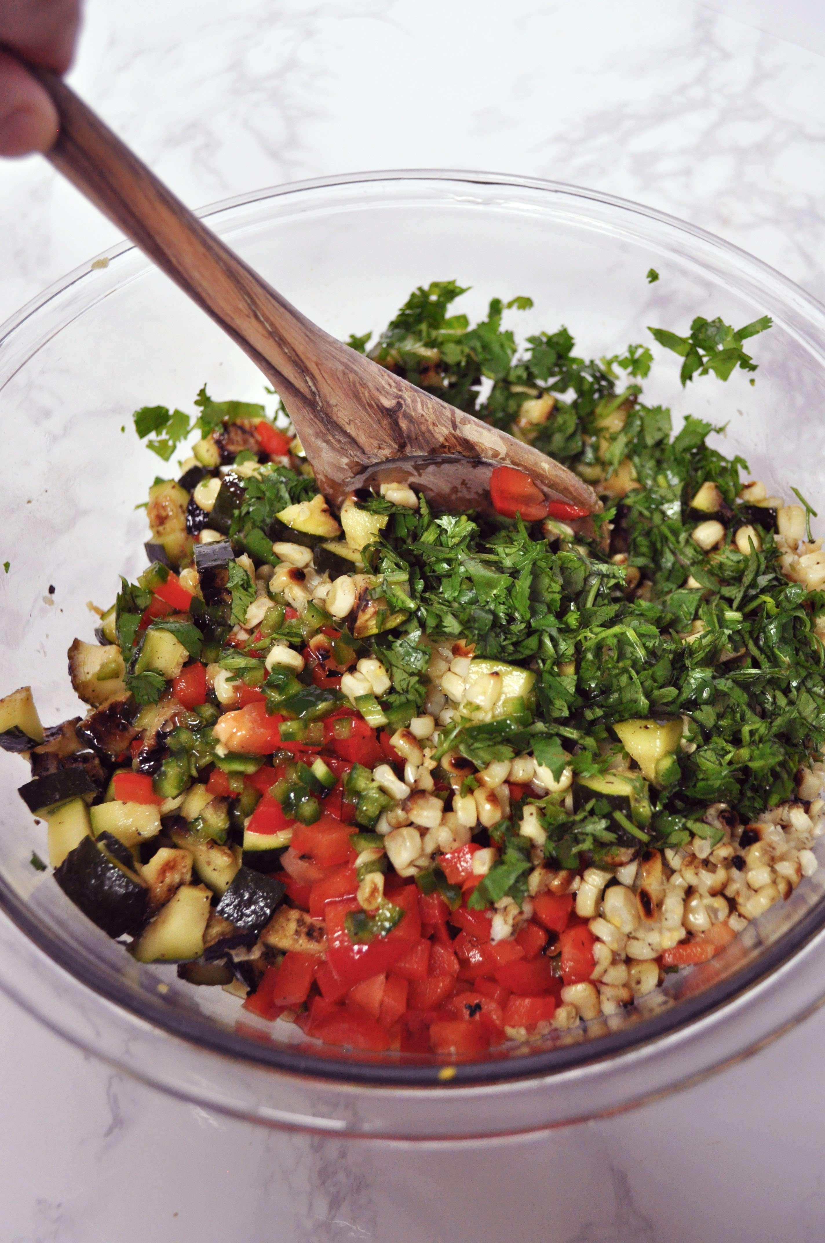 7 Grilled Corn and Zucchini Salad